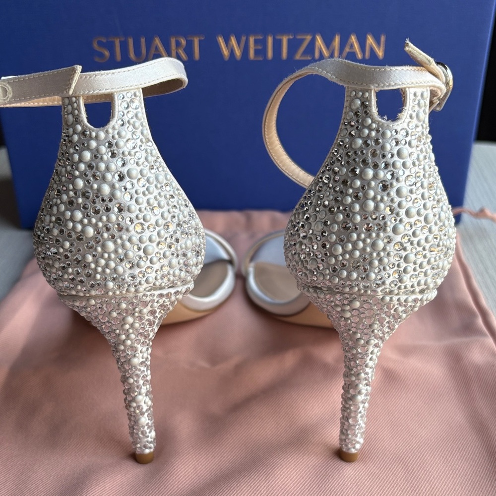 Stuart Weitzman 85mm Nudist Shine Crystal Embellished satin sandals size 8/ 38.5